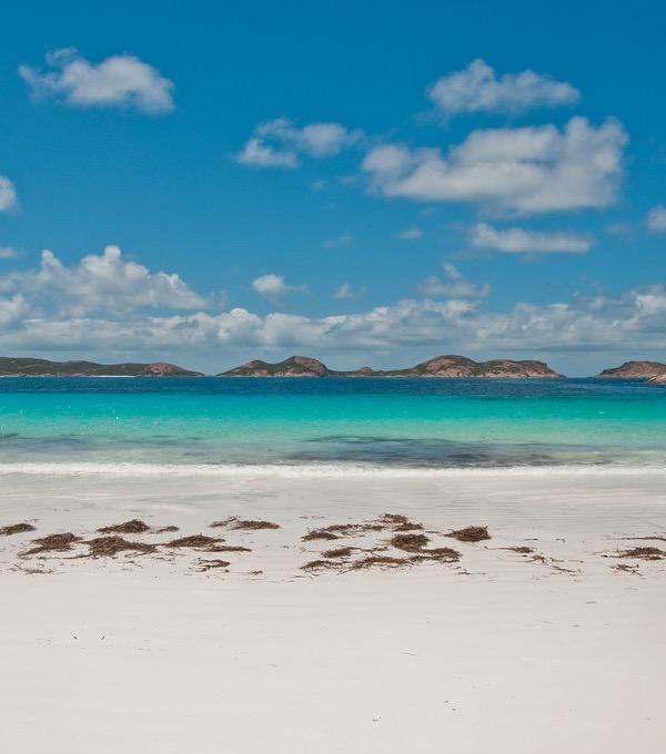 The turquoise water and white sand of Cape Le Grand, Western Australia
